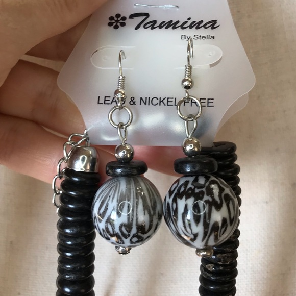 🔥NWT Tamina Necklace & Earings Set - Picture 3 of 4